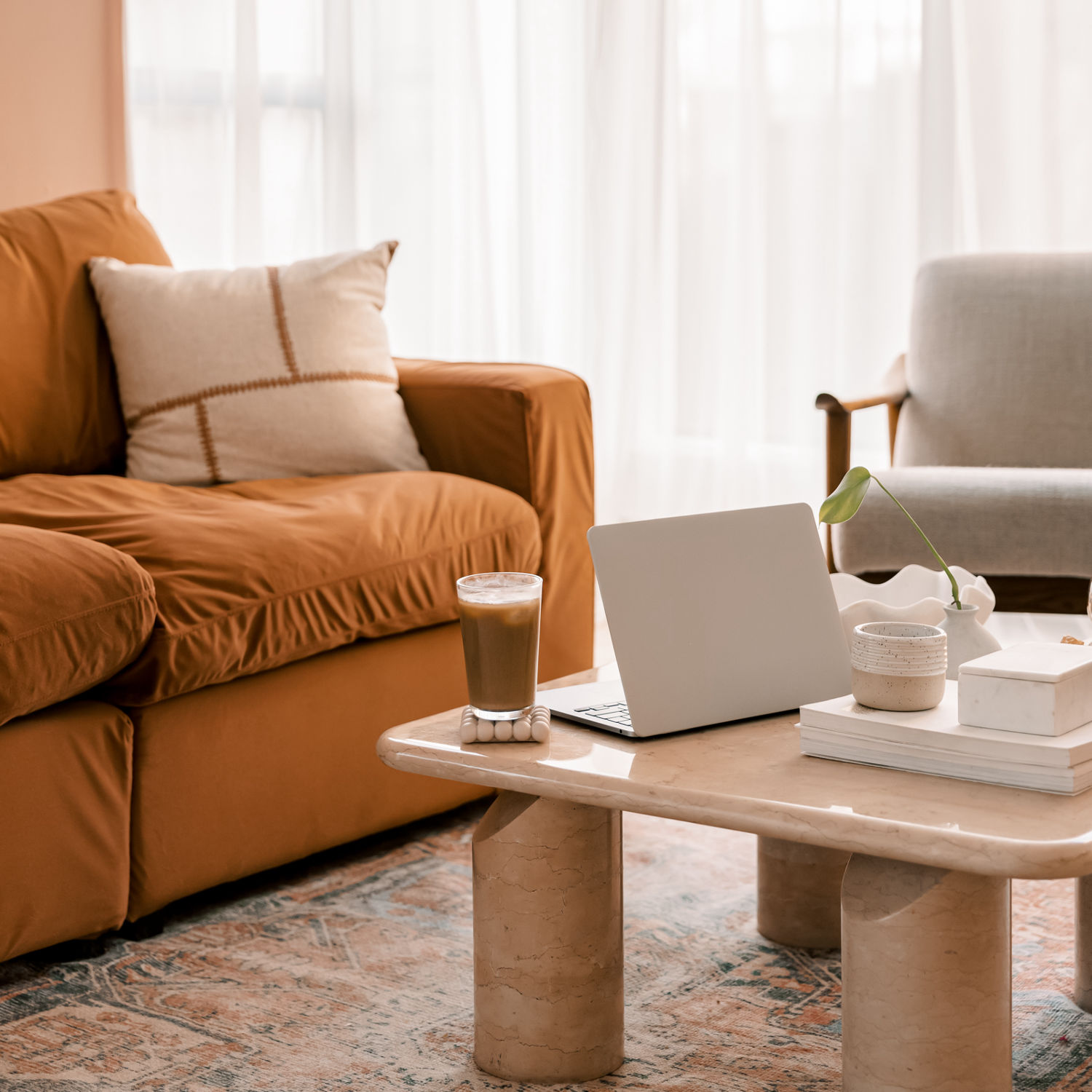 Practitioner recommending Iwona for DUTCH hormone test interpretation